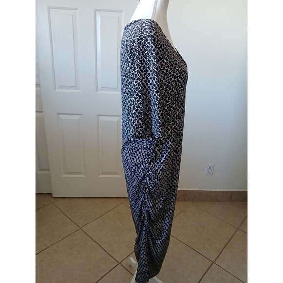 A Glow Maternity Dress Black White Ruched Stretchy Knit V Neck Size 1X Summer‎ - Picture 3 of 14